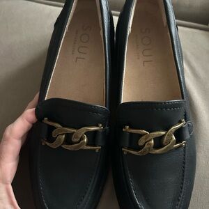 SOUL Naturalizer Black Loafers with Gold Chain Accent